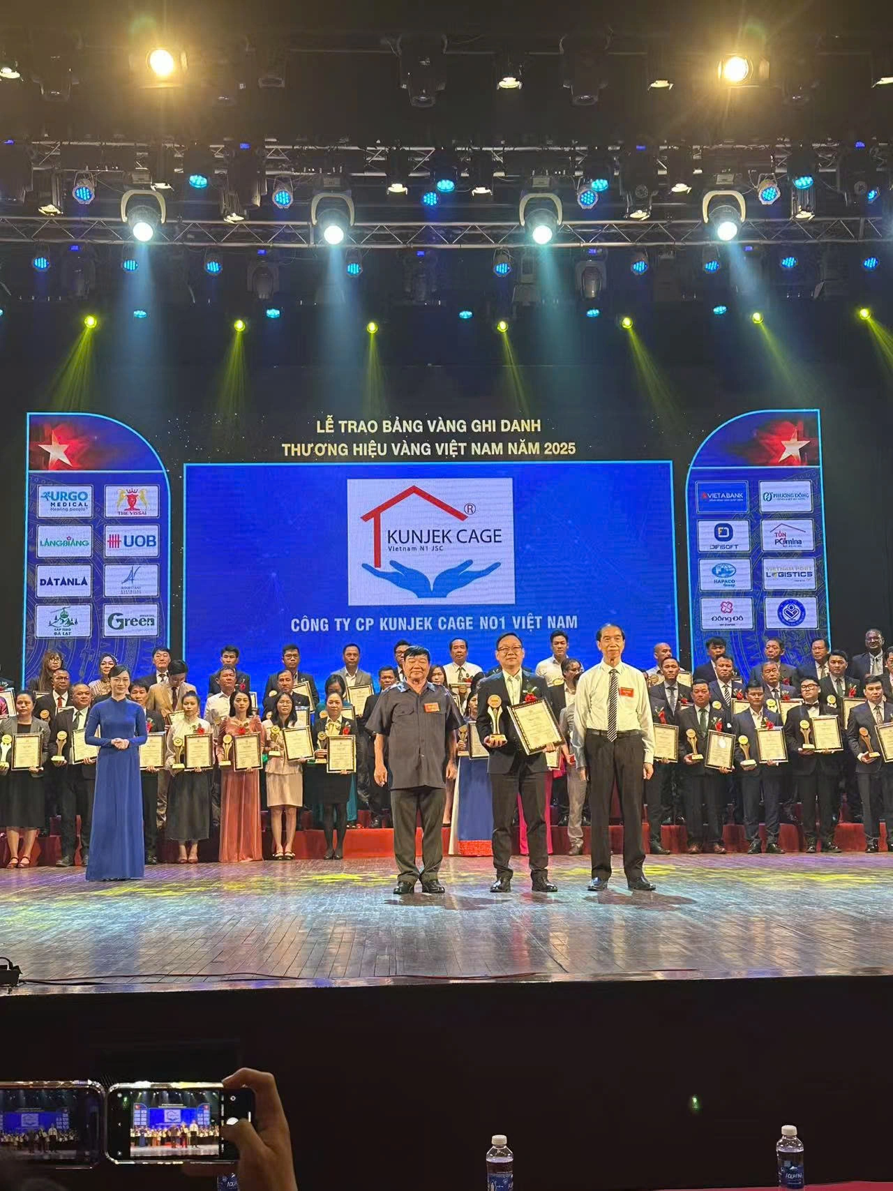 VIETNAM'S GOLDEN BRAND 2025