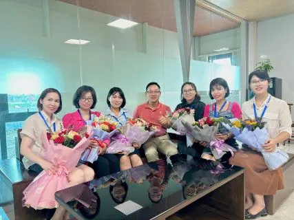 Happy Vietnamese Women's Day 20-11